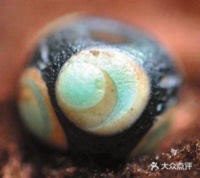 如何分辨老琉璃珠的真假