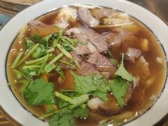 牛肉罩饼-哈老太太(联盟路店)