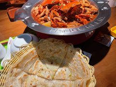 泡饼-胖哥俩肉蟹煲(济南世茂国际广场店)