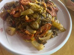 -鲤鱼塘农家山庄