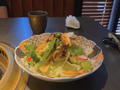 -铭牛烧肉·和牛海鲜自助(高新月牙湖店)