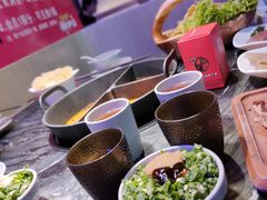 -热火朝天鲜切牛肉火锅(南强街巷店)