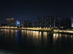 -南京眼步行桥
