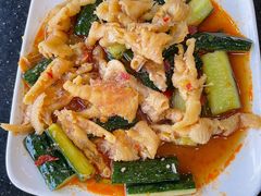 柠檬无骨鸡爪-牛一煲美食(江高店)