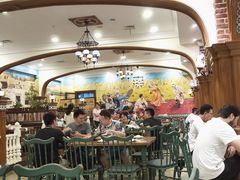 大堂-清真·玛丽亚新疆菜主题餐厅(浙江中路店)
