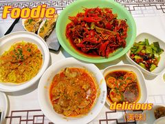 -靓虾二哥长沙地标小龙虾(五一广场店)
