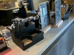 -瑞幸咖啡(新世界中心店)