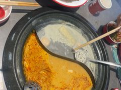 -生活如沸·顺德水牛奶火锅(大学路店)