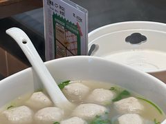 -百年港湾奥特莱斯(香炉礁店)