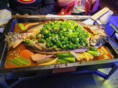 -夯鱼烤鱼·尔滨地标美食(国展店)