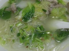 -灵山卢梅燕粉店