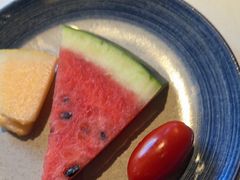 -八府香鸭·啫啫煲(华山路店)