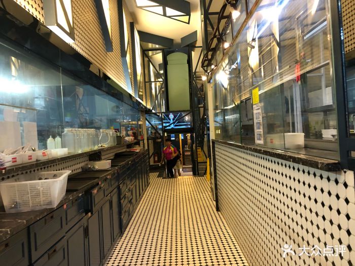 潮庭港式茶餐厅(创意产业园店)大堂图片 - 第134张