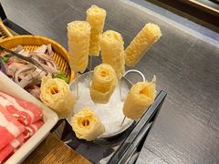 -尚尚仙·酸汤猪手·猪肚鸡火锅(华联万柳购物中心店)
