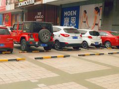 -居然之家金源店-停车场