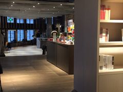-光海书局(南京东路第一百货店)