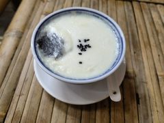 -周大娘牛乳(旧寨古村总店)