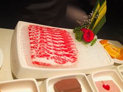 -海底捞火锅鲜切牛肉主题店(长寿路店)