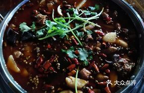 Yé Nǎng Nǎng Pig Intestine Chicken