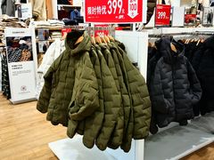 -优衣库(济南振华商厦店)