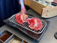-铭牛烧肉·和牛海鲜自助(高新月牙湖店)