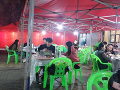 -金渝海鲜烧烤万州烤鱼店