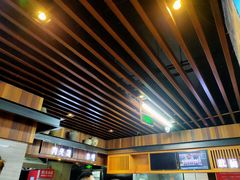 -亮亮面馆(经六路店)