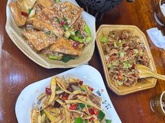 -苗湘食府(十年店)