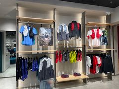 -SALOMON萨洛蒙(北京王府中环店)