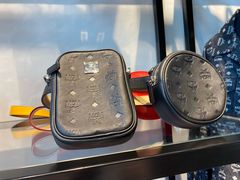 -MCM(比斯特上海购物村店)