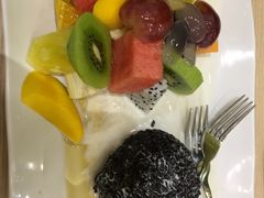 -佰搭果·广式茶餐厅(西华路店)