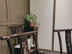 -梅花香里大酒店(郁金香路店)