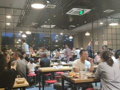 大堂-范贤光鸡公煲(平乐园总店)