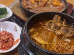-喇喇排骨火锅·传统韩式脊骨汤(望京西园总店)