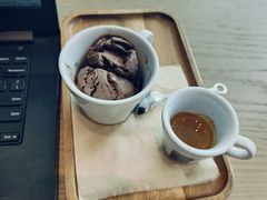 -LAVAZZA拉瓦萨咖啡(仁恒梦中心店)