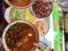 -金杨拉面王小吃面馆·牛三宝面·红烧牛肉粉