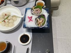 -红鼎豆捞·非遗鲍皇汤火锅(宝丰路店)