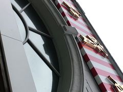 -红宝石·鲜奶小方·海派西点房(南丹店)