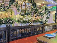 -巴特餐饮6加1音乐餐吧·新疆菜