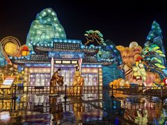 -淄博花灯齐彩城