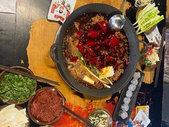 -黄潇洒老火锅(九眼桥宏济巷店)