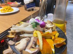 -一朵菌·野生菌探索家火锅(南亚店)