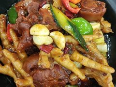 -江城燕子大排档(江汉路步行街店)