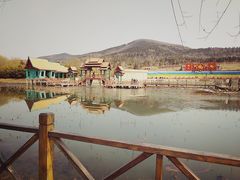 -雪山彩虹谷景区