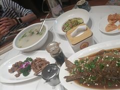 -梅利汴京烤鸭•开封豫菜地标店(东大街店)