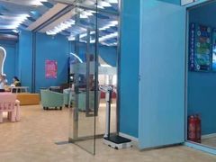 -Swim斯卫姆国际儿童游泳中心(红博中央公园店)