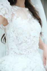 -Renee芮亦婚纱
