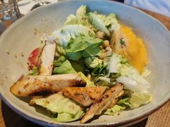鸡肉牛油果芒果色拉-Wagas沃歌斯(五道口购物中心店)