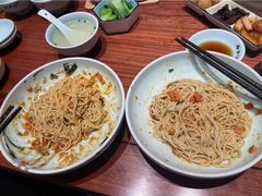 -裕兴记•蟹黄面馆(人民广场店)