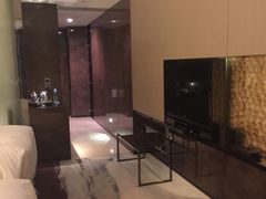 -广州天河希尔顿酒店